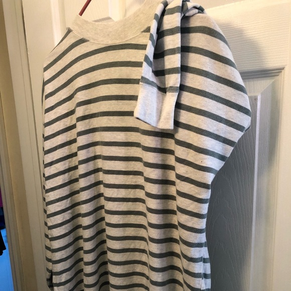 Sold n BUNDLE only men’s Dockers top - Picture 2 of 5